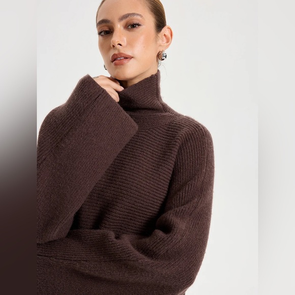 Commense Turtleneck Knit Top and Maxi Skirt Set - Picture 3 of 16